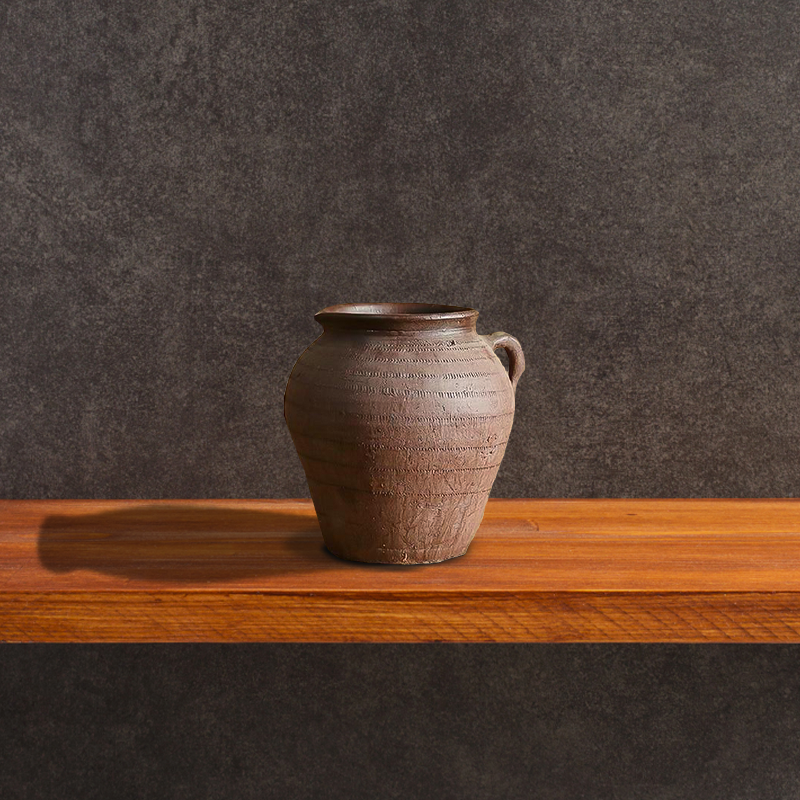Handchalked Oeno Vase